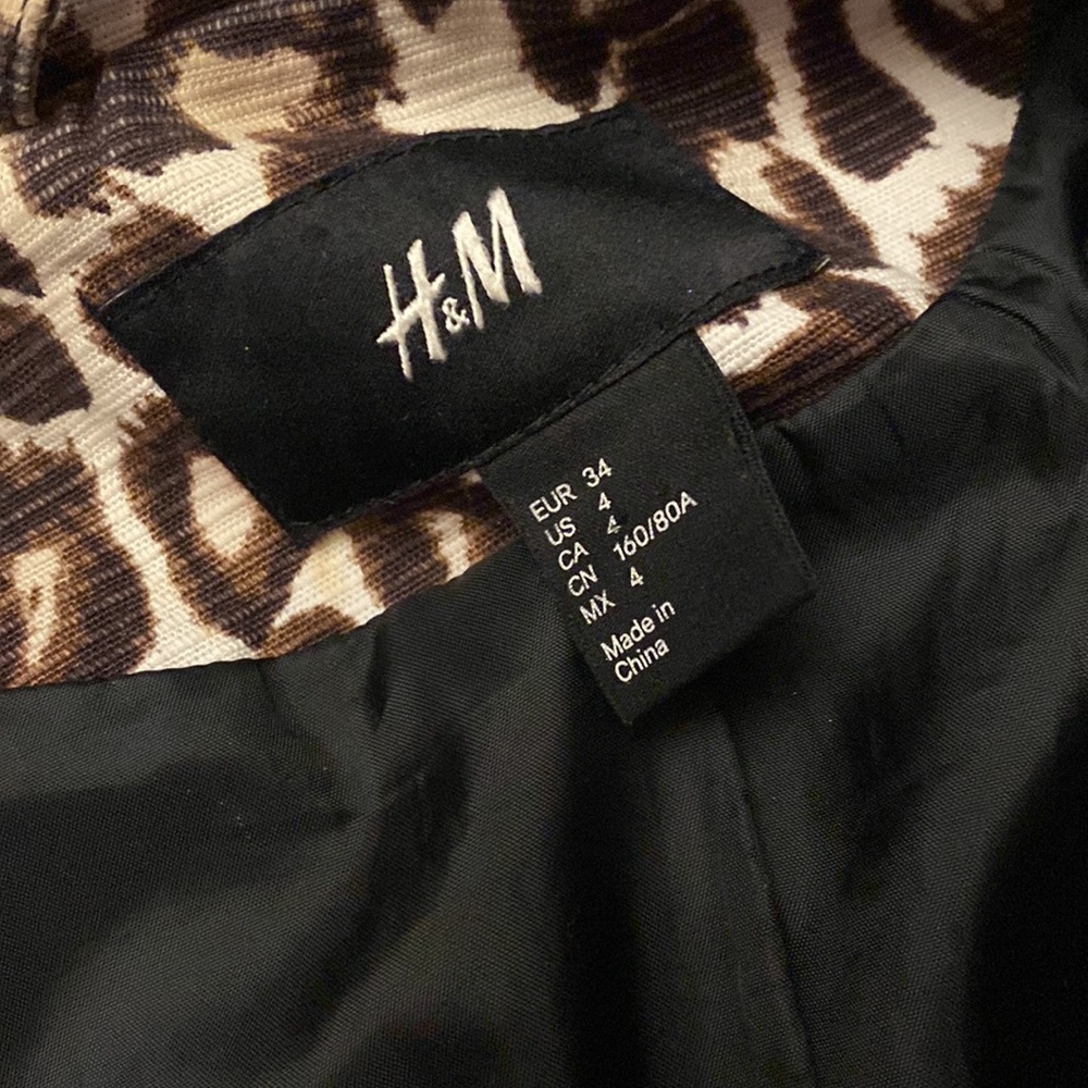 H&M Leopard Print Jacket - Picture 9 of 9
